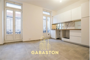 appartement à la vente -   13004  MARSEILLE 4E ARRONDISSEMENT, surface 53,51 m2 vente appartement - APR687384